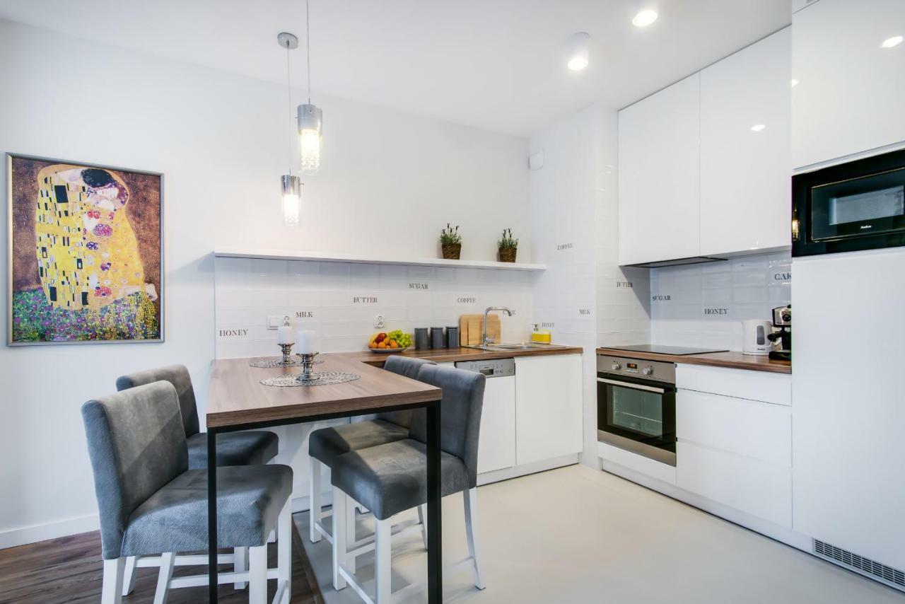 Apartments Cracow Wawrzynca By Noclegi Renters Красков Екстериор снимка