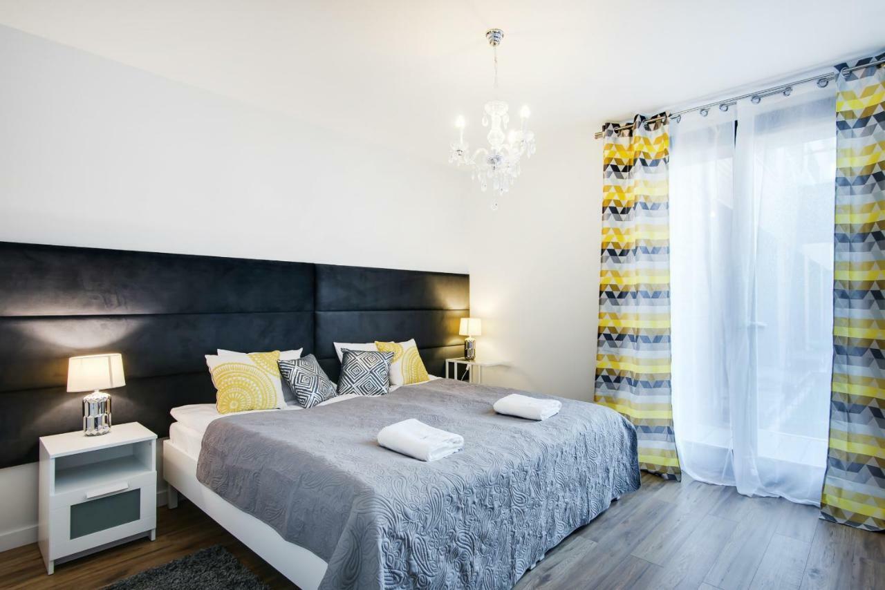 Apartments Cracow Wawrzynca By Noclegi Renters Красков Екстериор снимка
